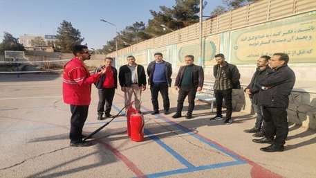  برگزاری کارگاه آموزشی اطفای حریق در سرای دانشجویی دانشگاه علوم پزشکی سمنان