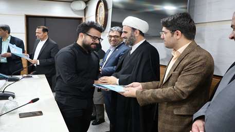  برگزاری آیین تقدیر از کانون‌ها، تشکل‌های فعال و اعضای رسانه مفدا در دانشگاه علوم پزشکی استان سمنا